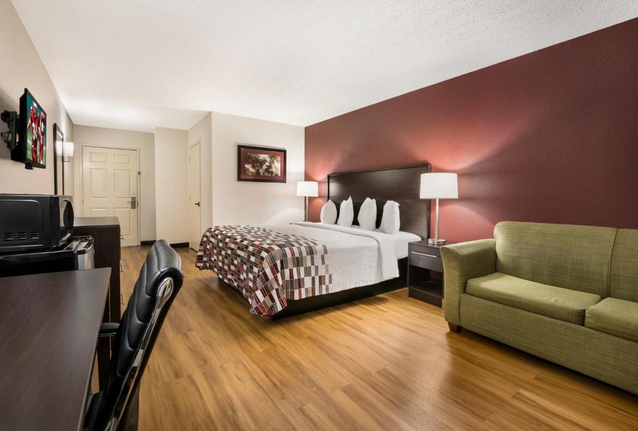 Red Roof Inn & Suites Knoxville East Extérieur photo